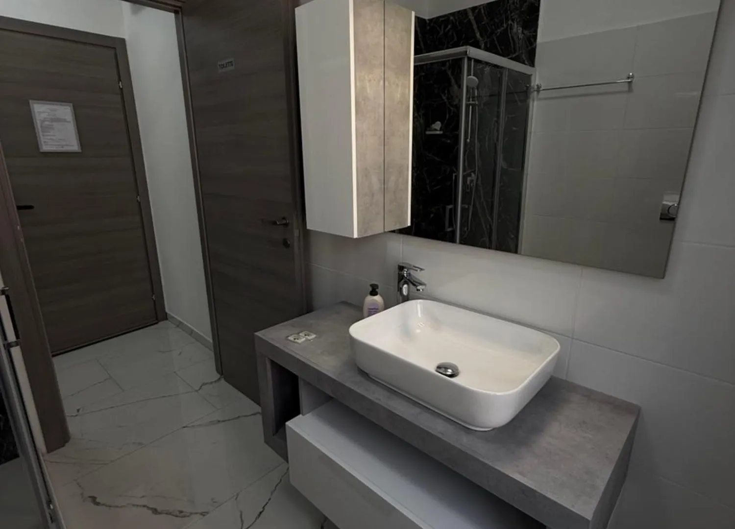 Luna Guest House Pisa Italien