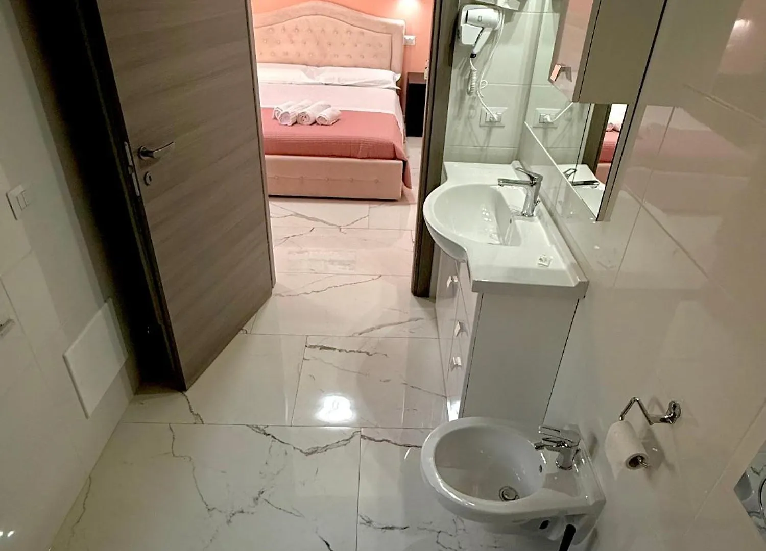 Luna Guest House Pisa